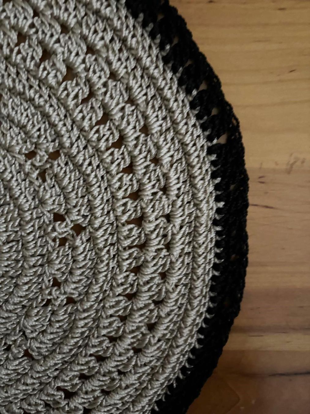 Sottobicchieri: Untersetzer, rund ca 32cm / gehäkelt – Nuovo (secondo la descrizione) da Schaffhausen venduto da Espressoo7 2