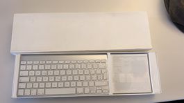 Apple Wireless Keyboard A1314 – Schweizer CH-Layout