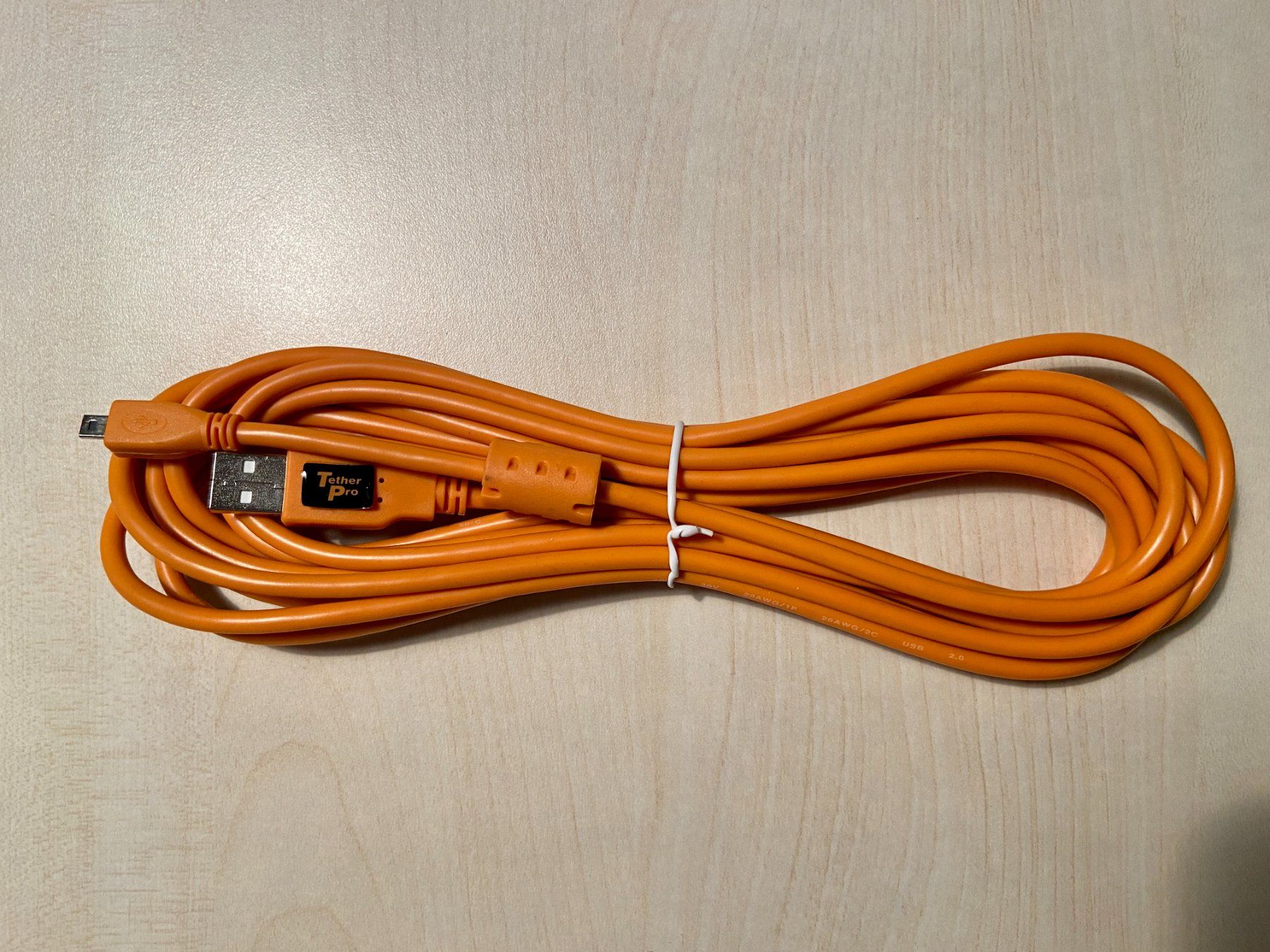 Cavi: TetherPro Kabel USB 2.0 A / Mini-B 8 Pin 4.5m, orange – Usato da Buochs venduto da Frosch77