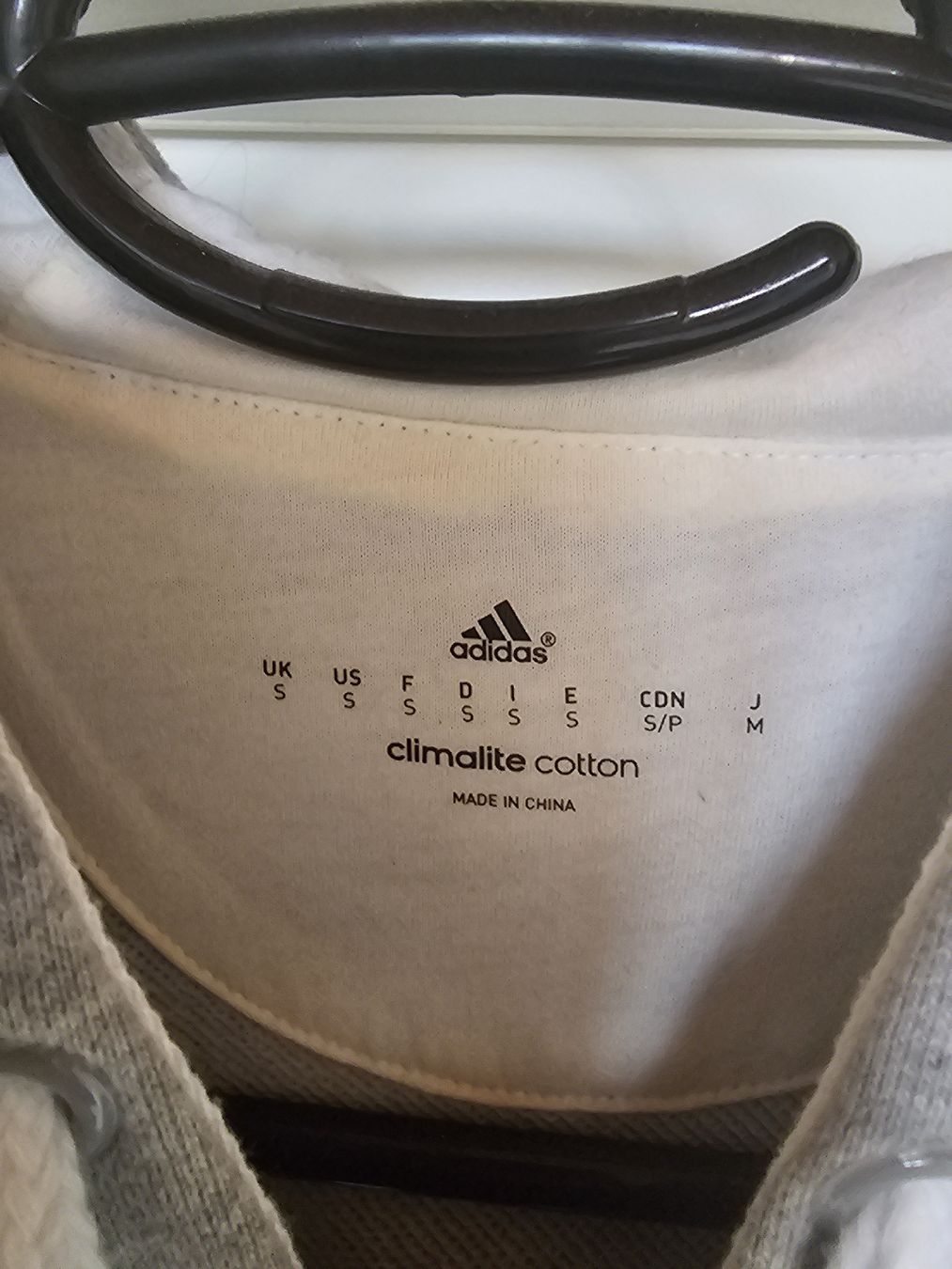Adidas Giacche: Sweat à capuche zippé Adidas gris taille S – Nuovo (secondo la descrizione) da Monthey venduto da gae_22w9 1