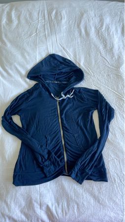 Brandy Melville jacket Veste à capuche zippée