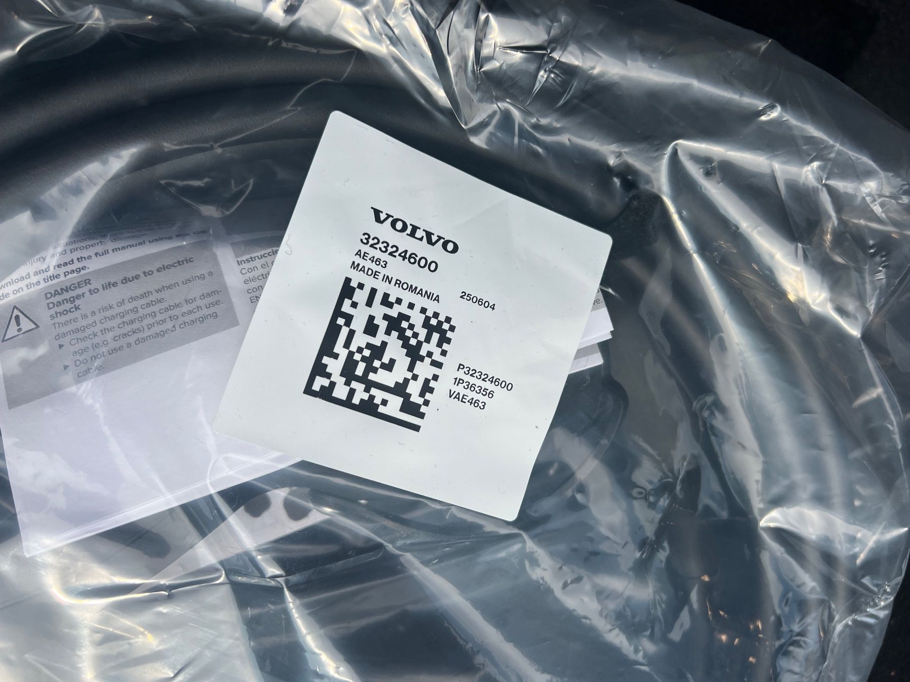 Accessori per altri veicoli: Volvo BEV Ladekabel 32324600 – Nuovo e nell'imballaggio originale da Vevey venduto da Lakeside-trade 3