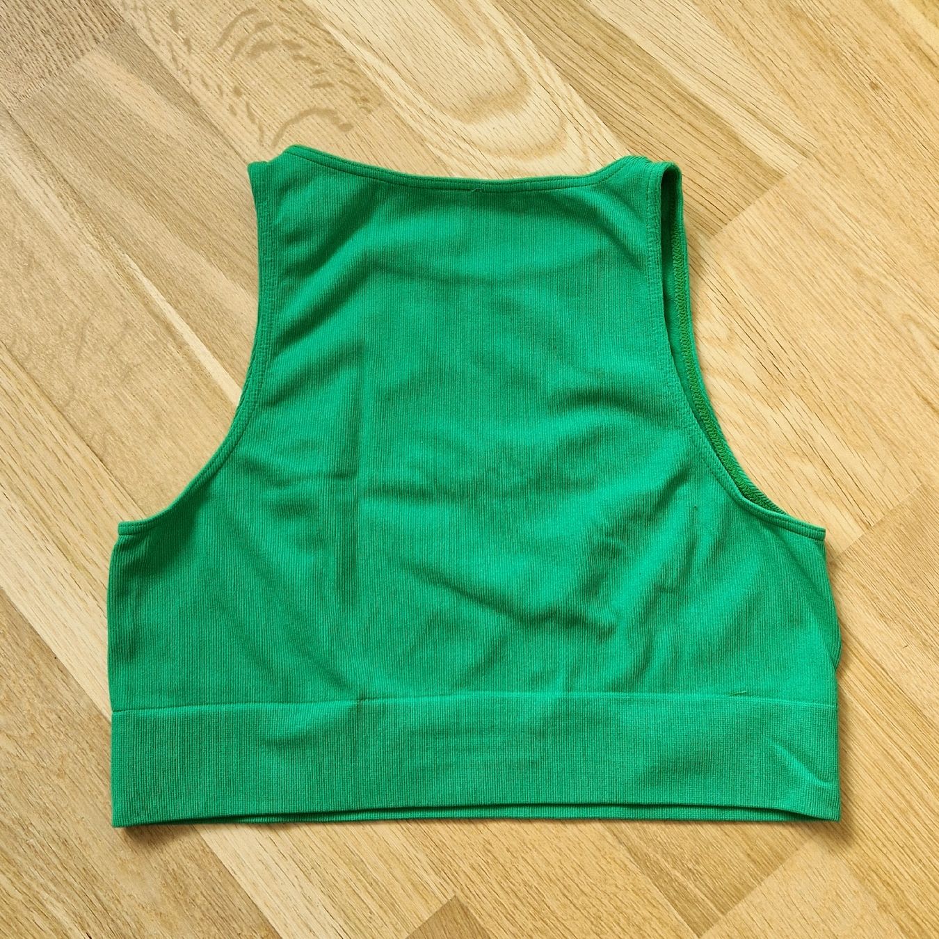 Top: Croptop Bustier grün Gr. M – Nuovo (secondo la descrizione) da Frenkendorf venduto da gca_d2qp 2