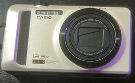 Casio EX-ZR100 Elixim Digitalkamera
