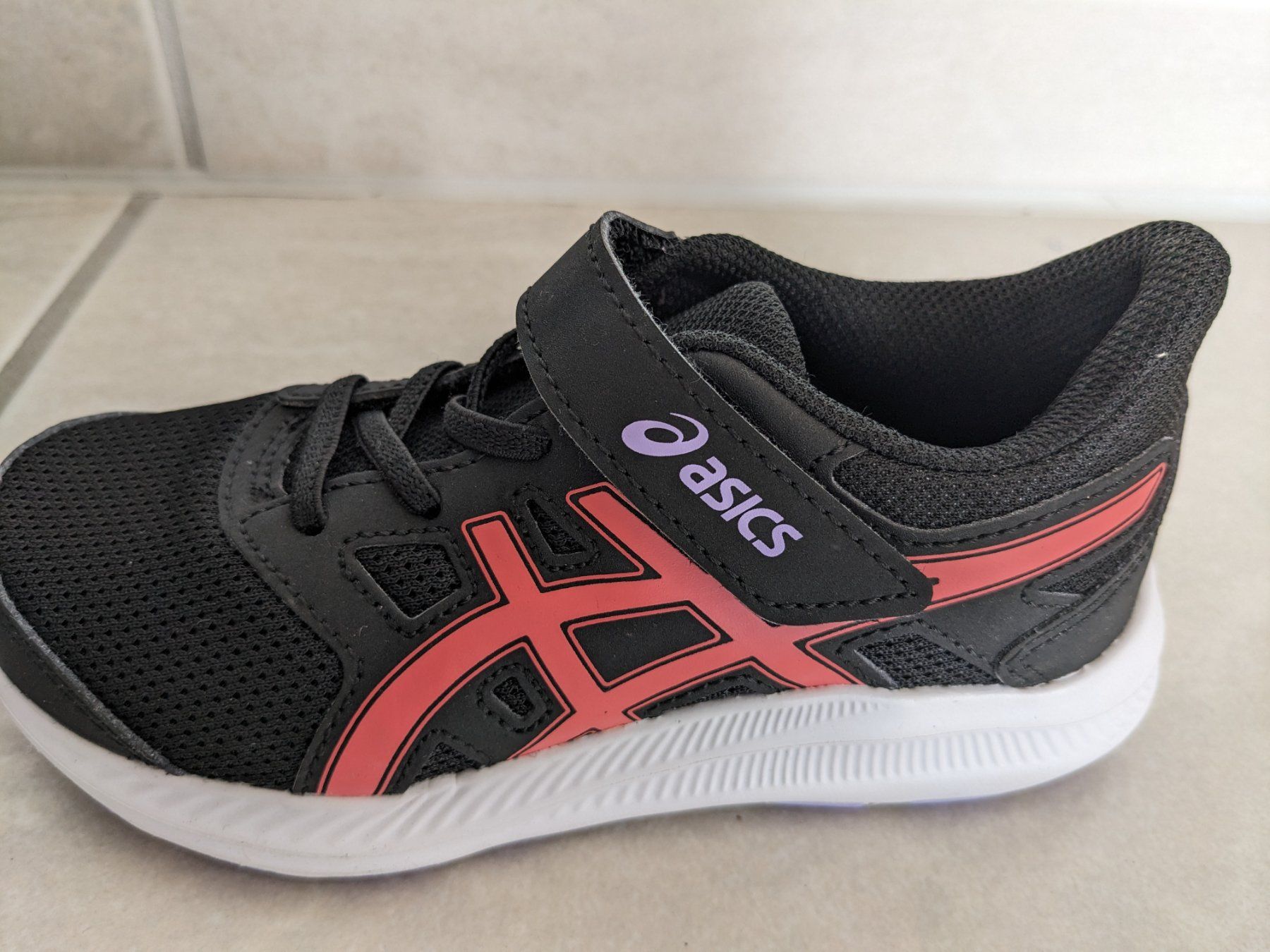 Asics Schuhe für Jungen: Asics Turnschuhe Grösse 28.5 – Gebraucht aus Wald ZH von andy_ch01 5