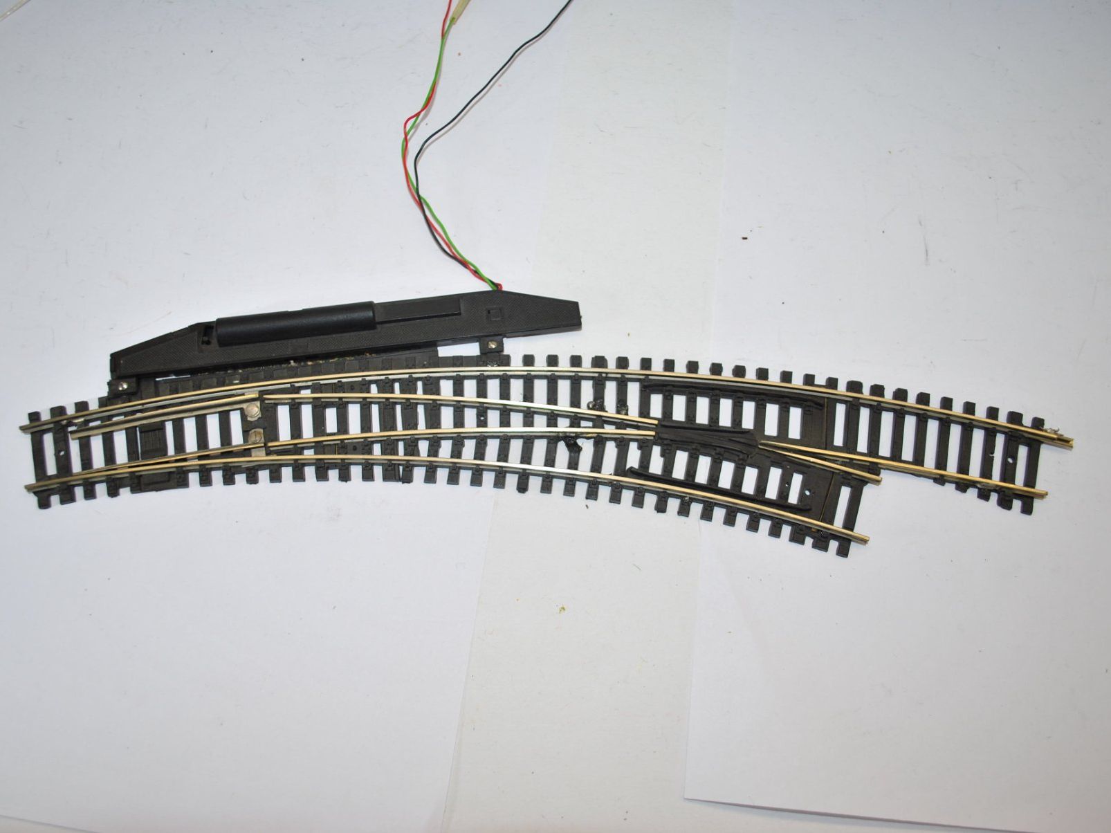 Roco Modellini di ferrovie: Roco Bogenweiche (ERL207) – Usato da Aarwangen venduto da Bahnsupport
