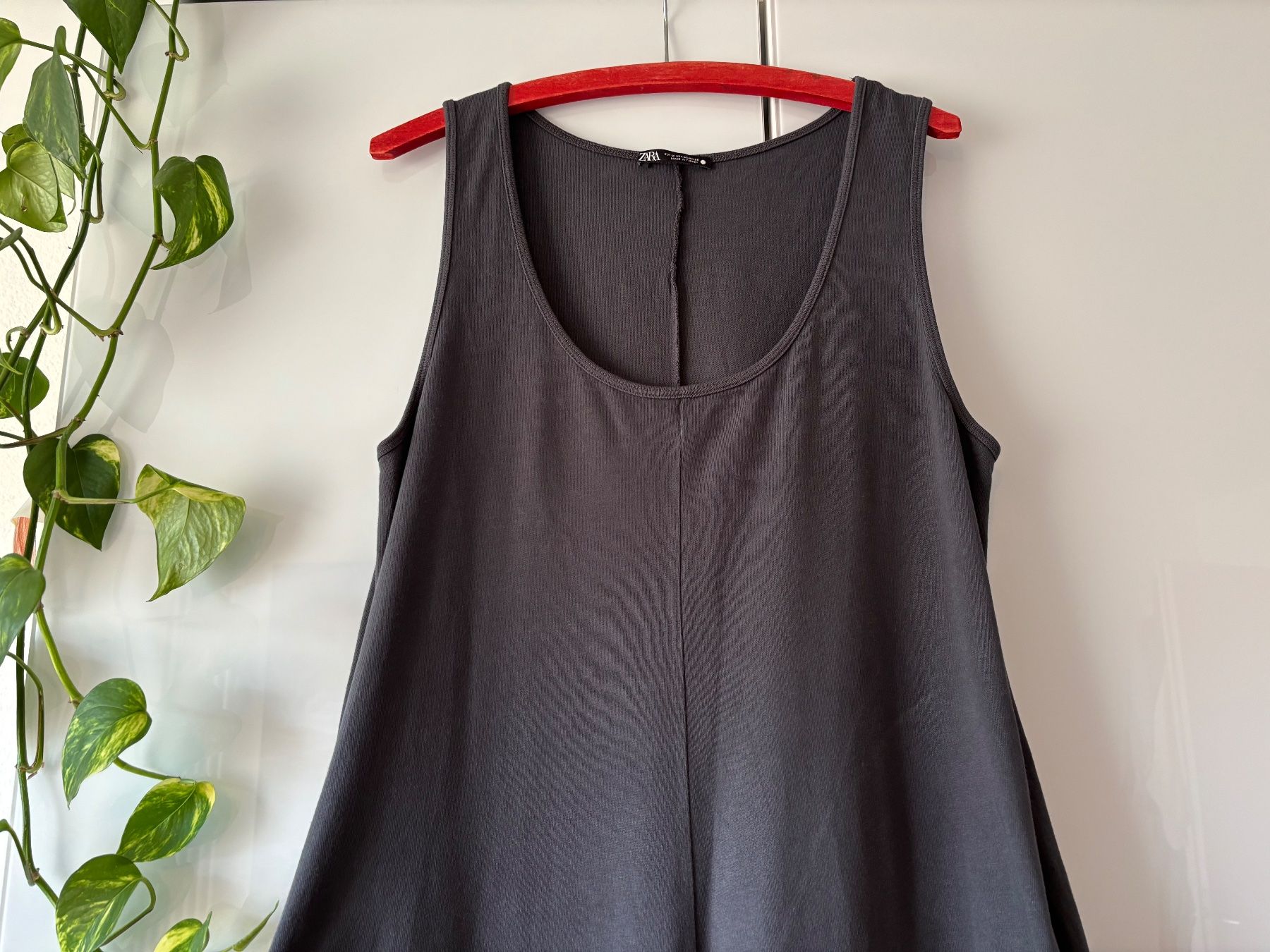 Zara Tute: ZARA dunkelgrauer Jumpsuit Gr. M – Usato da Zürich venduto da missmodernage 2