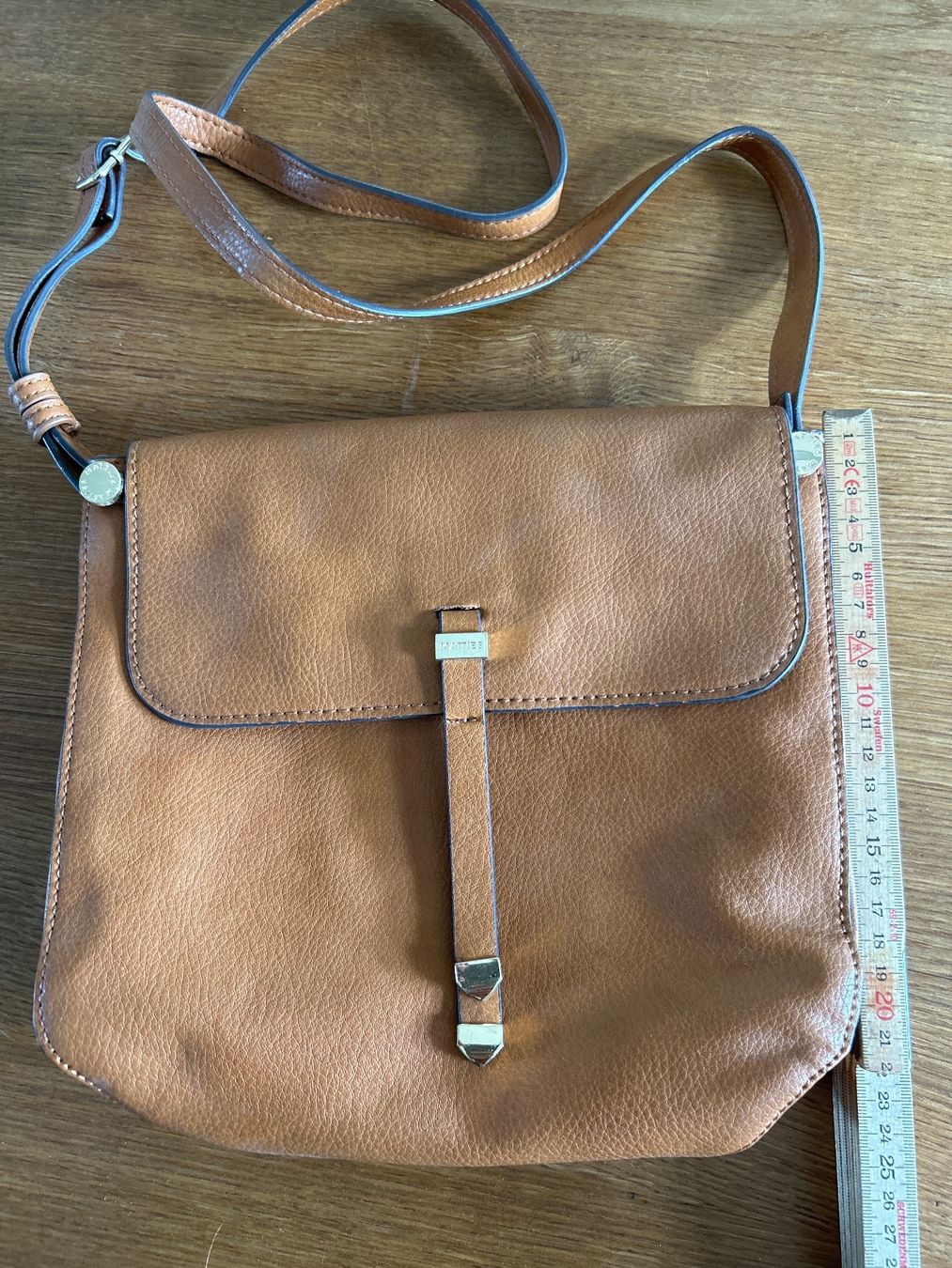 Borse da donna: Handtasche – Usato da Lotzwil venduto da lan_qr2y