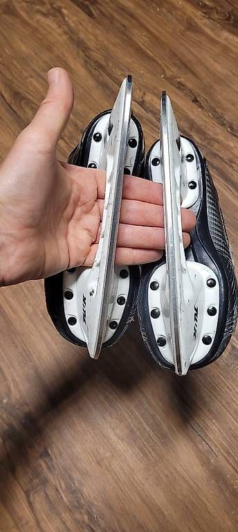 Bauer Pattini da ghiaccio: Bauer Schlittschuhe Kinder, Gr. 31 – Usato da Windisch venduto da roumetm 2
