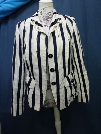 JACKE MARITIM GR 38 WEISS DUNKELBLAUE STREIFEN NEU GEKNÖPFT