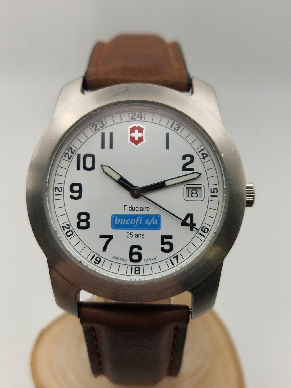 Victorinox Orologi: Victorinox - quartz - 39mm – Usato da Sembrancher venduto da nat_k8yk