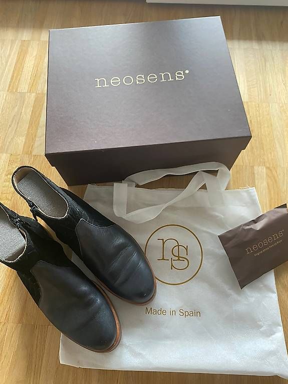 Scarpe da donna: Boots Neosens Neuwertig – Usato da Fribourg venduto da samsam04