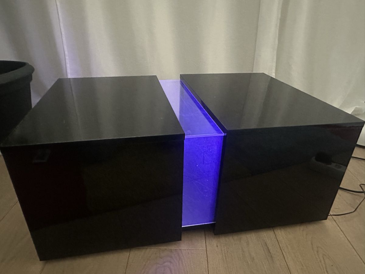 Tavoli: Beistelltisch/Sofatisch mit Beleuchtung LED – Usato da Altendorf venduto da Quietwater 4