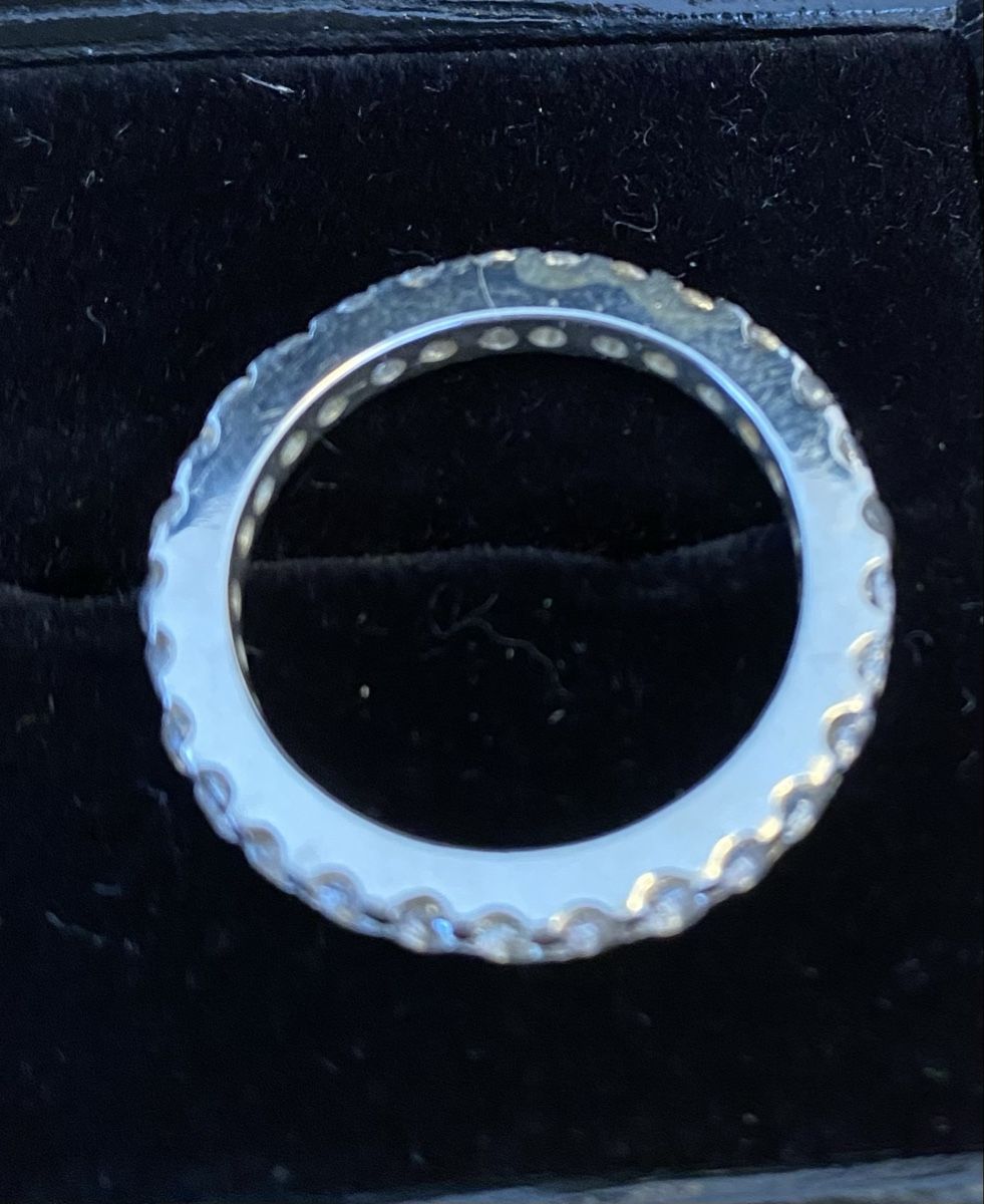 Anelli: Memoire Ring, silber mit weißen Saphiren. – Nuovo (secondo la descrizione) da Walenstadt venduto da Fedi59 2