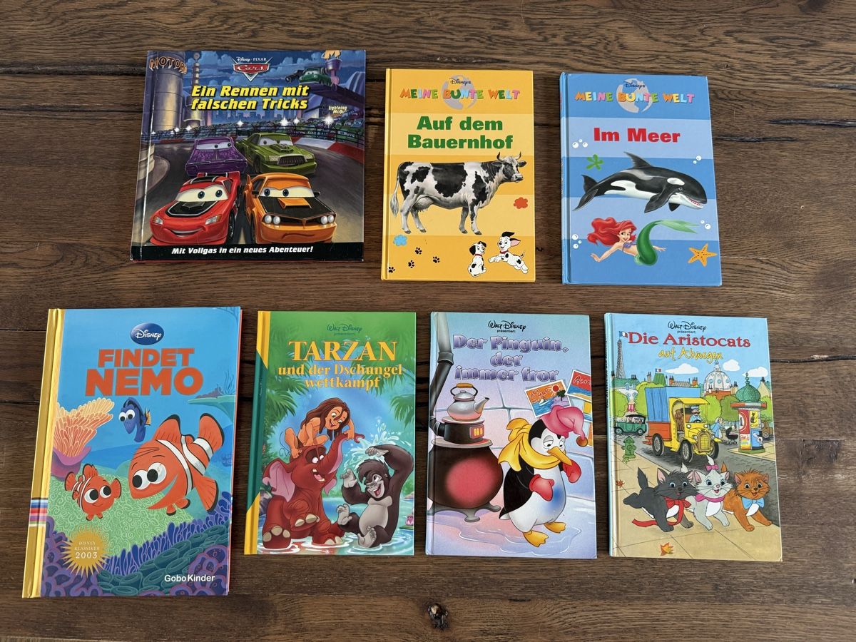 Bücher: Disney Kinderbuch Collection 7 Stk  – Gebraucht aus St. Erhard von Cfreya