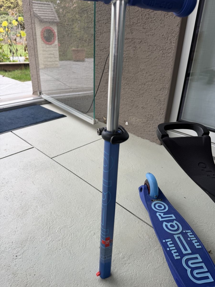 Micro Veicoli per bambini: Micro Mini Tretroller mit Sitz – Usato da Therwil venduto da srosselli 4