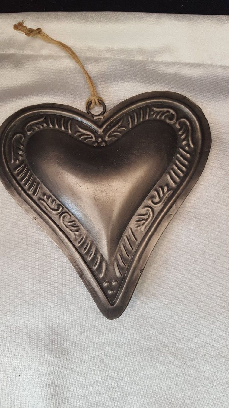 Tutte le decorazioni: 3 Herzen aus Metall – Usato da Reinach venduto da 3Guggerli 2