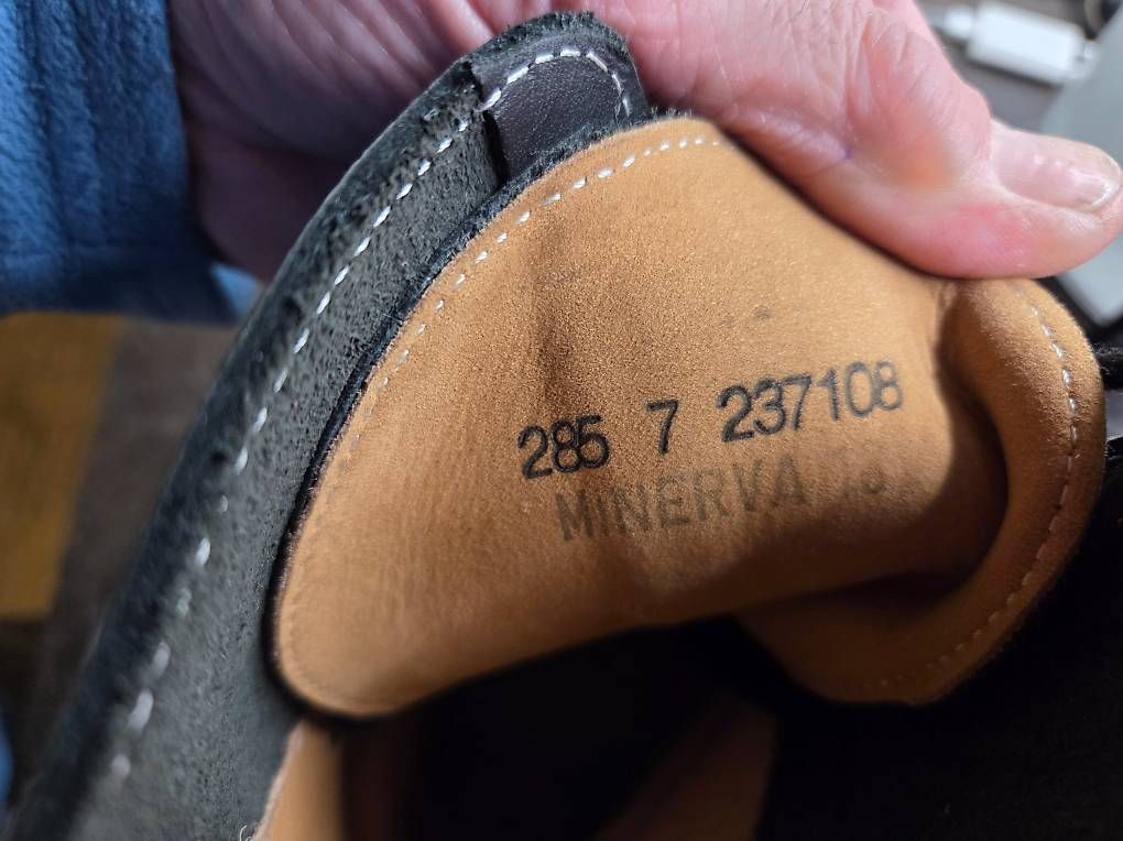 Scarpe da uomo: Kampfstiefel / Schweizer Armee KS 90 	  – Usato da Lausen venduto da 04362 4