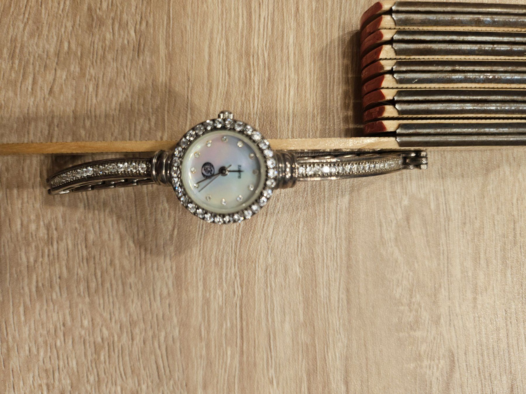 Montres: Damenuhr Silber 925 – D'occasion à Kefikon TG par Livline 2