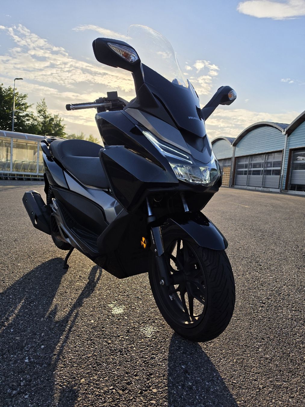 Honda Scooters: Honda Forza 125  – D'occasion à Pfäffikon ZH par Ne_im