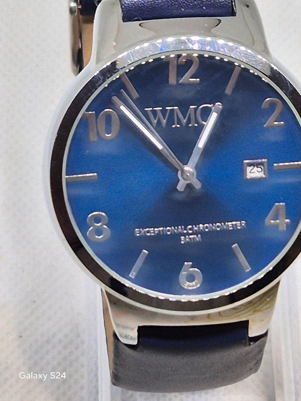 Orologi: WMC Blue Watch mit Datumsanzeige, 3 ATM – Nuovo e nell'imballaggio originale da Losone venduto da bal_gfp6 1