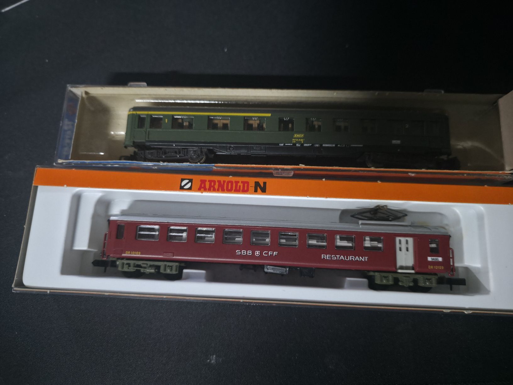Arnold Modellini di ferrovie: 4 Spur N Personenwagen – Usato da Hochfelden venduto da mar_rv8q 2