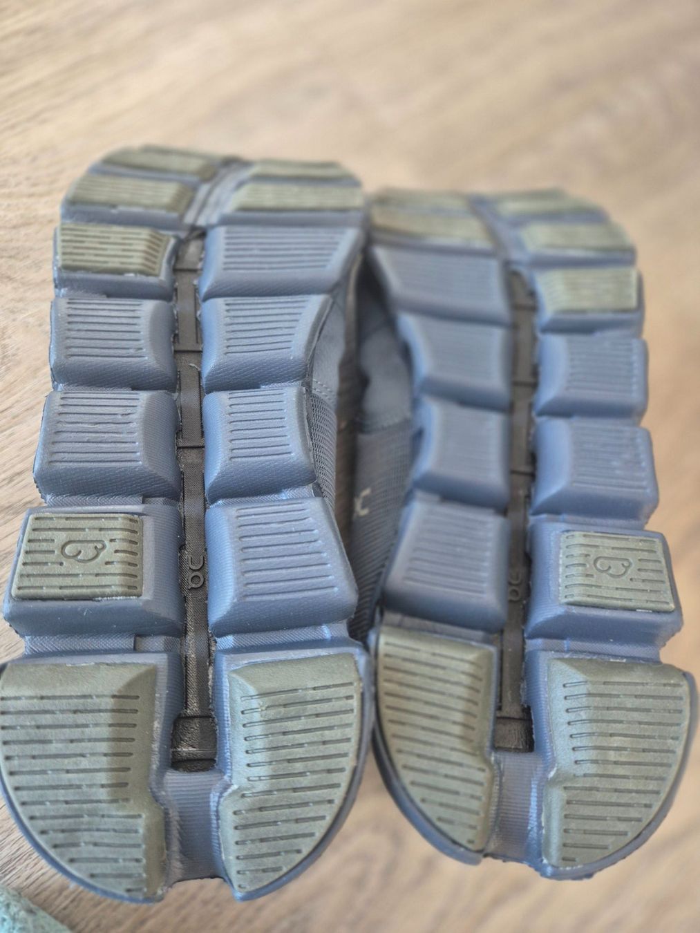 On Herrenschuhe: On Cloud 5 Laufschuhe Gr. 40, Waterproof – Neu (gemäss Beschreibung) aus Eglisau von nicij79 4