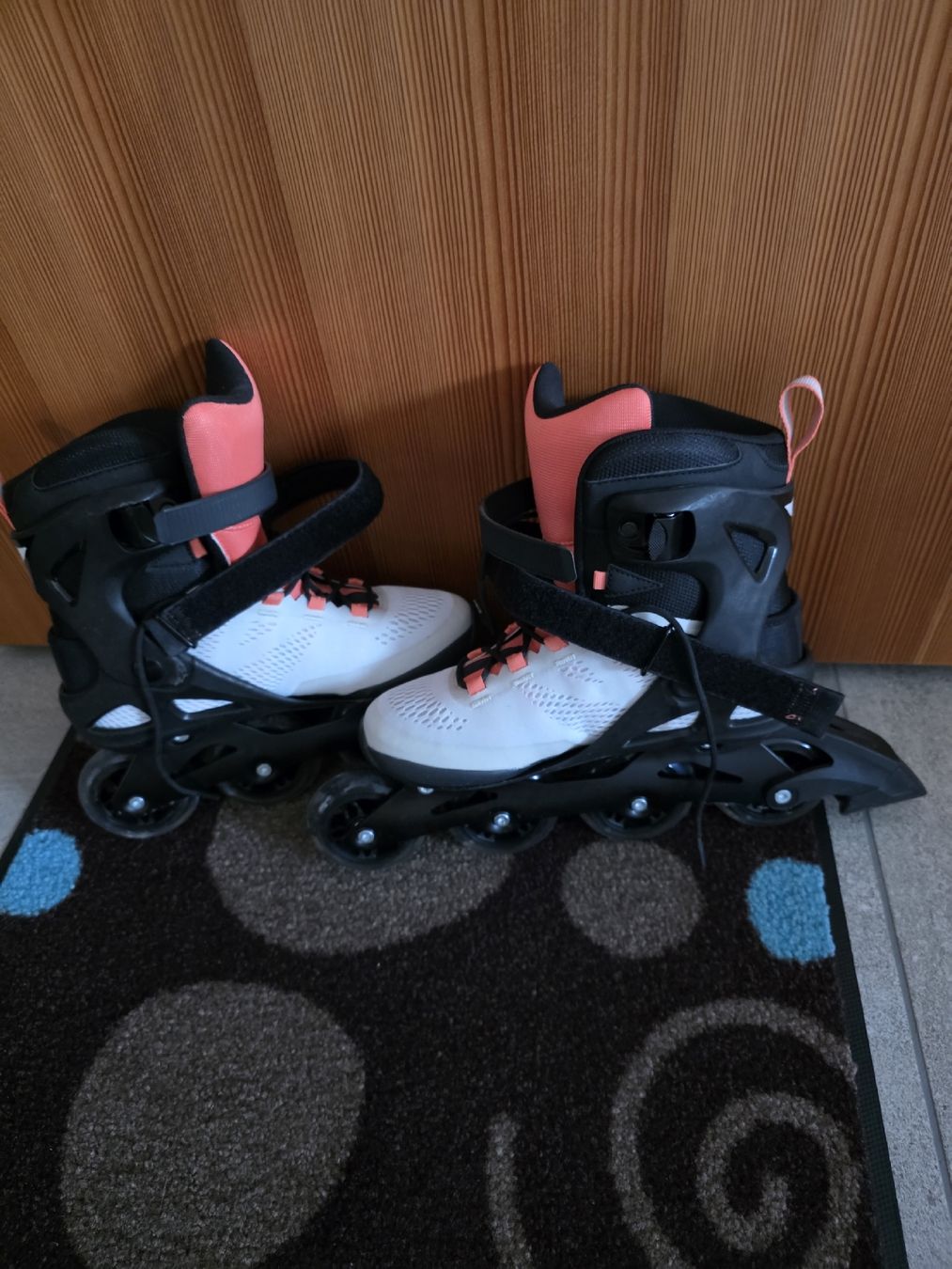 Decathlon Inline-Skating & Rollschuhe: Inlineskates inkl. Ausrüstung – Neu (gemäss Beschreibung) aus Herznach von deb_2k9h