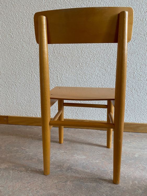 2 Kinderstühle aus Holz Kaufen auf Ricardo