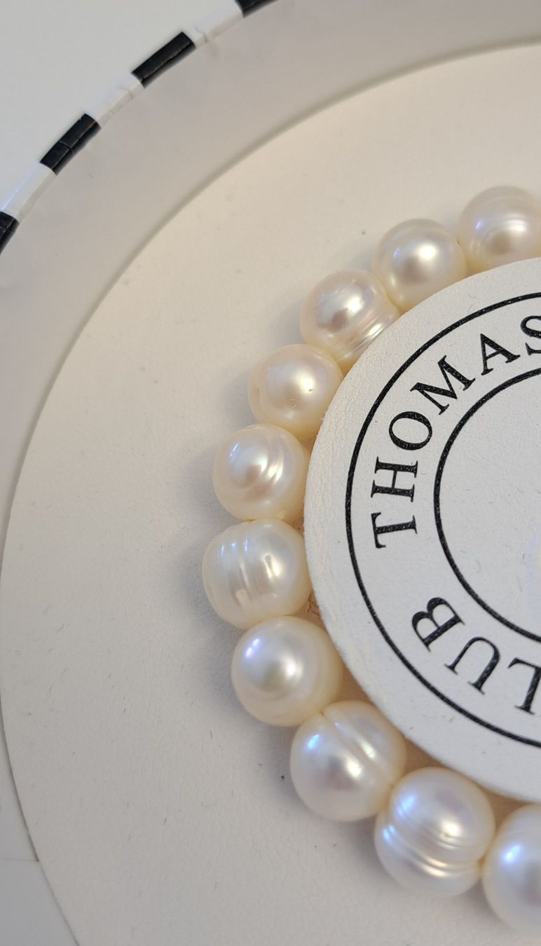 Thomas Sabo Armbänder & -reifen: Charm-Armband Süßwasserzuchtperlen von Thomas Sabo – Gebraucht aus Wangen b. Olten von MonikaHess 1