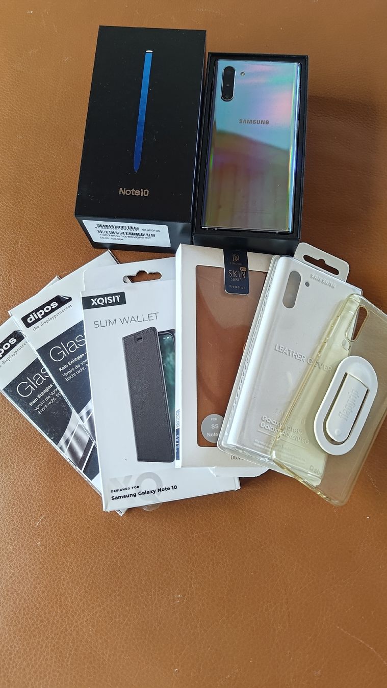 Samsung Telefoni cellulari / Smartphones: Samsung Galaxy Note 10 – Usato da Illnau venduto da Sefan