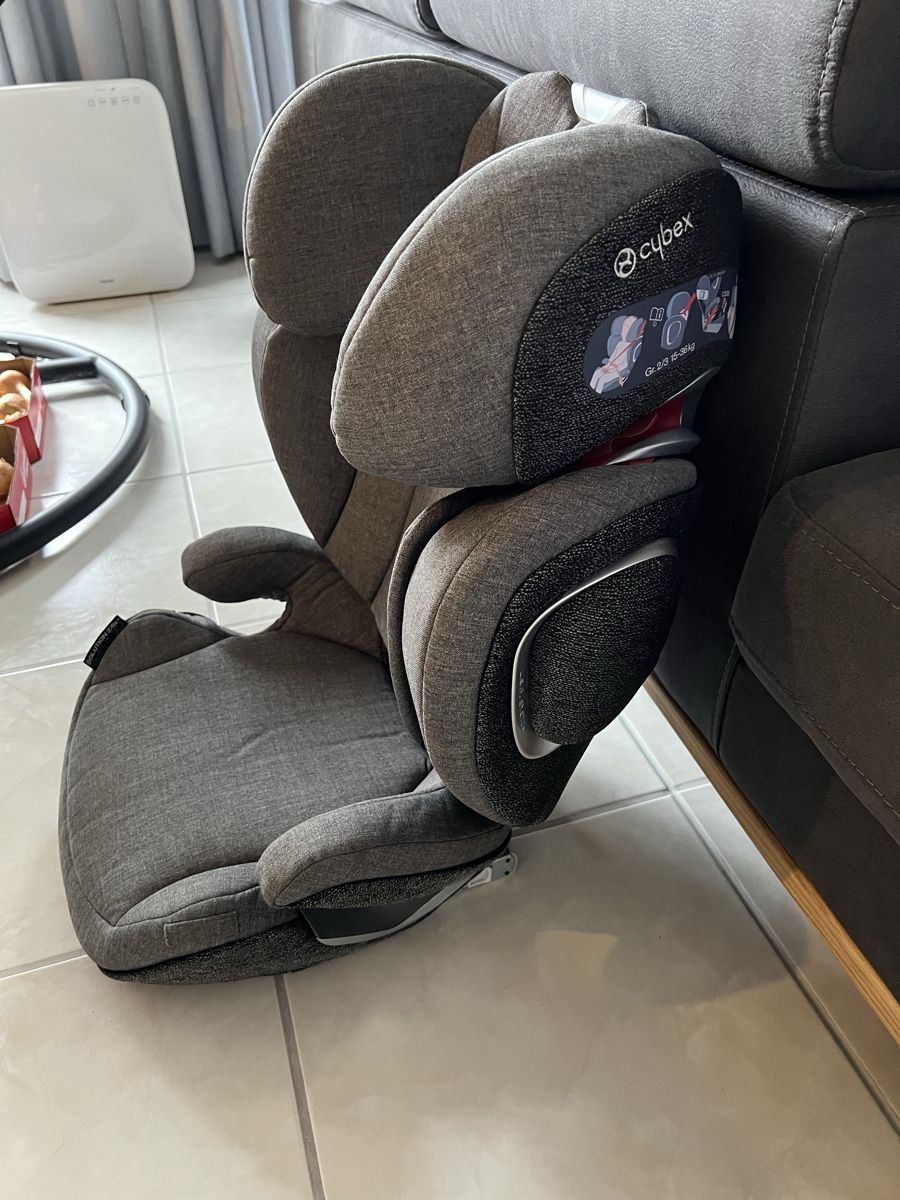 Cybex Auto-Kindersitze: Cybex Solution Z-Fix Plus, Farbe: Manhatten Grey – Gebraucht aus Wallisellen von SPKWichtel 8