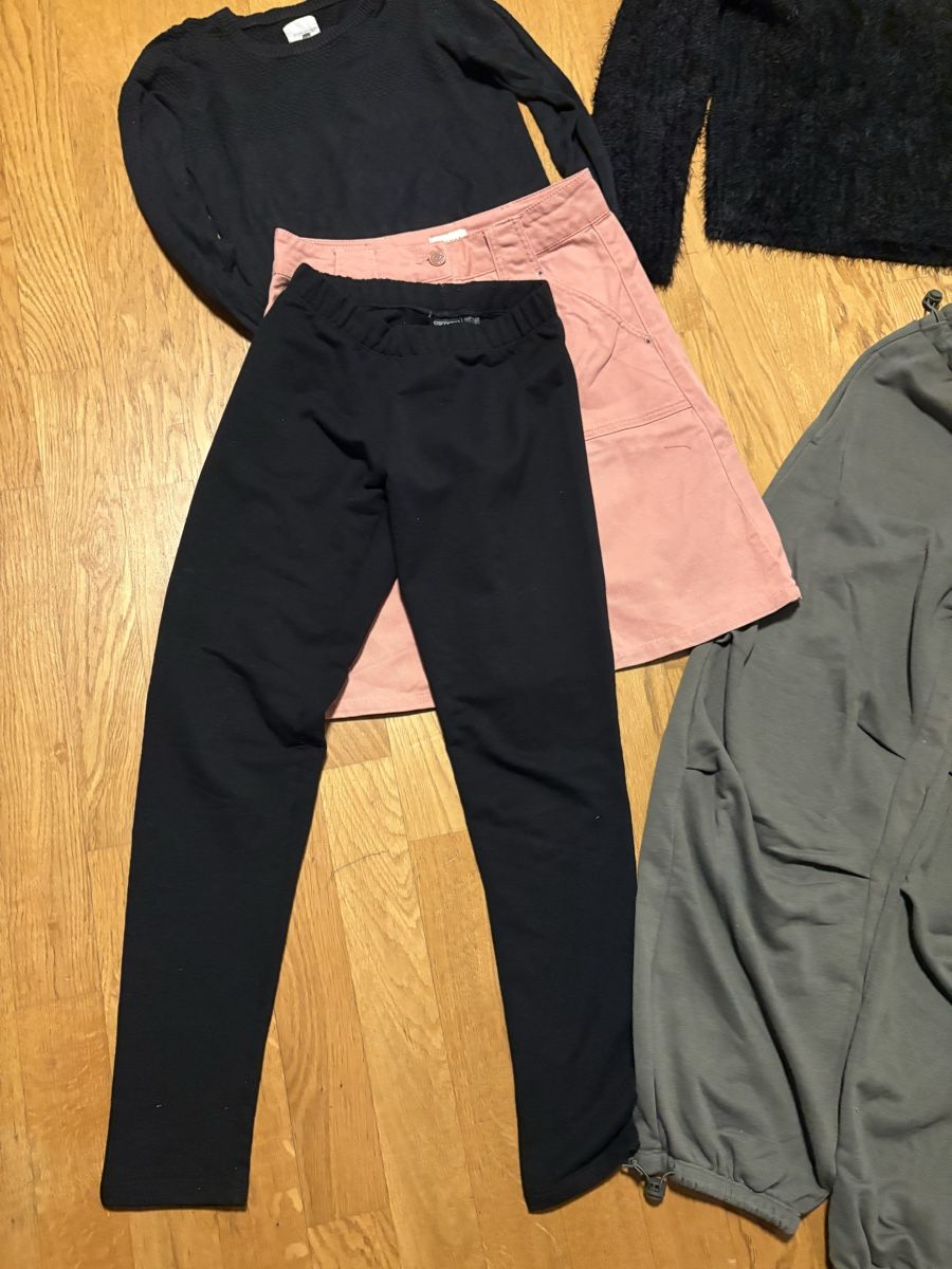 Lotti & Set di vestiti: Kleiderpaket Mädchen, Grösse XS / 34 – Usato da Beromünster venduto da msklef 6