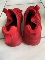 Vend deux paires de baskets enfants