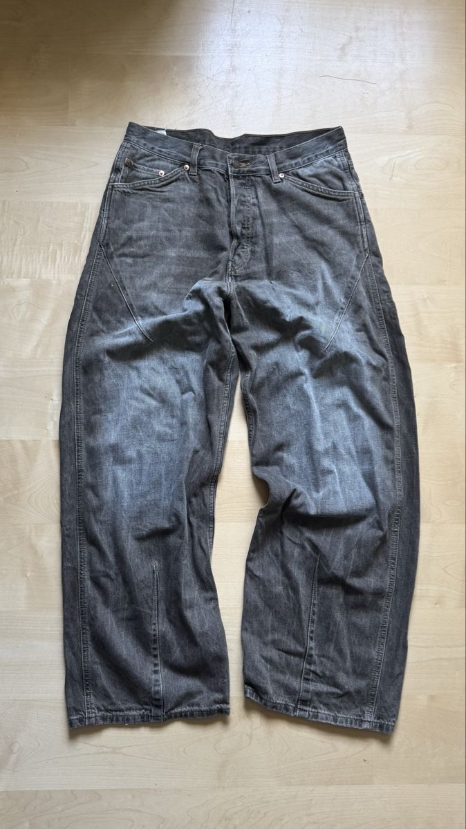 Weekday Pantaloni: Weekday Jeans Braun | Gr. 31 – Usato da Biel-Benken BL venduto da tsb_collector