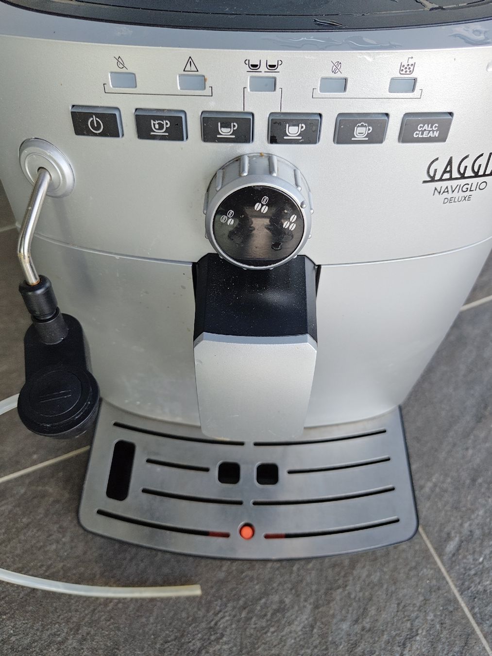Gaggia Macchine per caffè & Macchine per espresso: Gaggia Naviglio Deluxe Coffee Machine Silver Used – Usato da Winterthur venduto da Qualitymaster 4