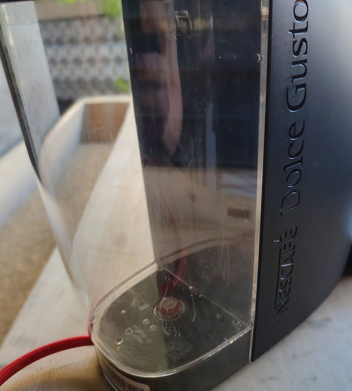 Nescafé Macchine per caffè & Macchine per espresso: Nescafé Dolce Gusto Kaffeemaschine – Usato da Chur venduto da SteveThePlace 5