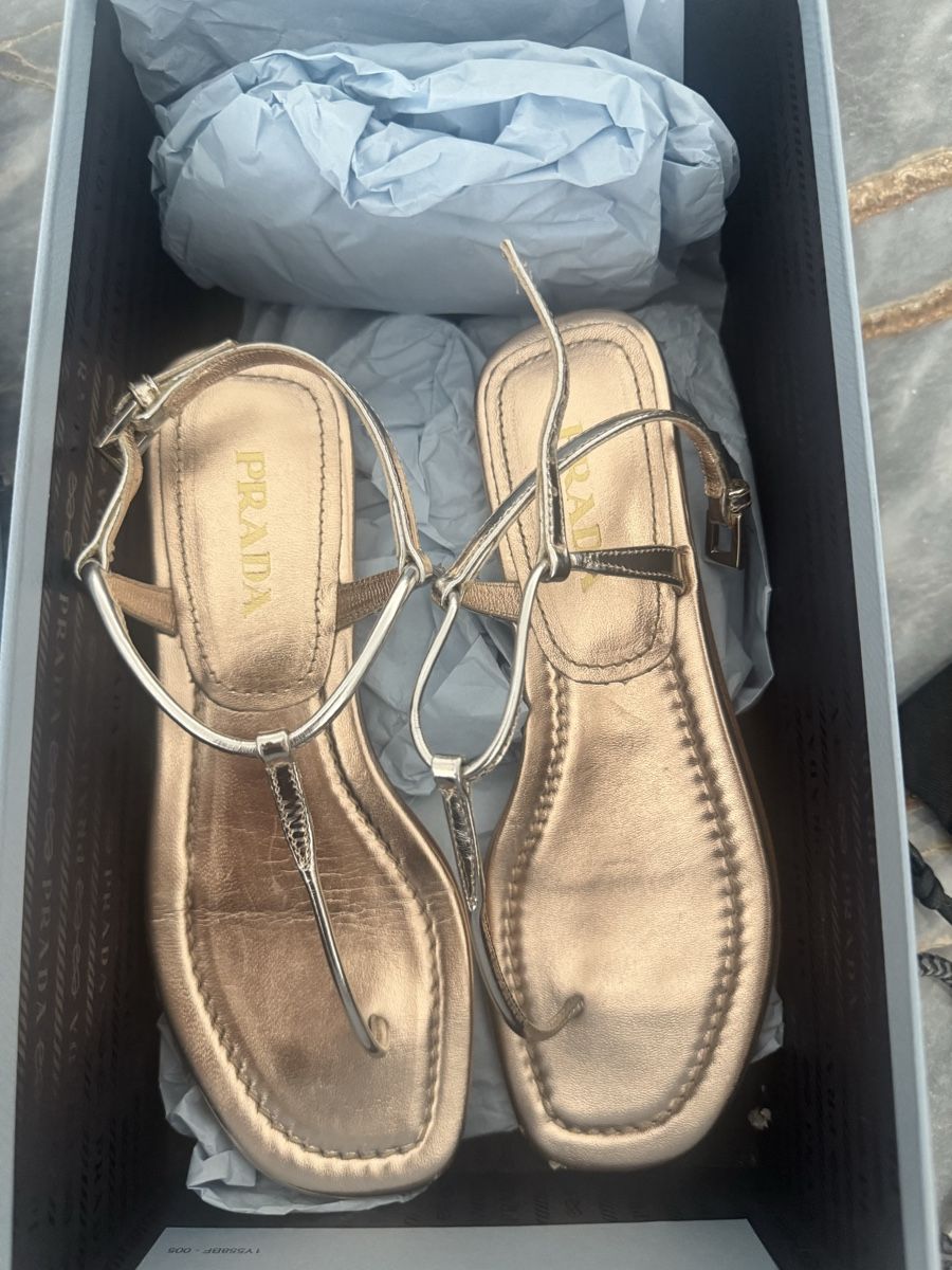 Prada Scarpe da donna: Prada sandali da donna oro 36 usati – Usato da cadempino venduto da fio_cbt9 1