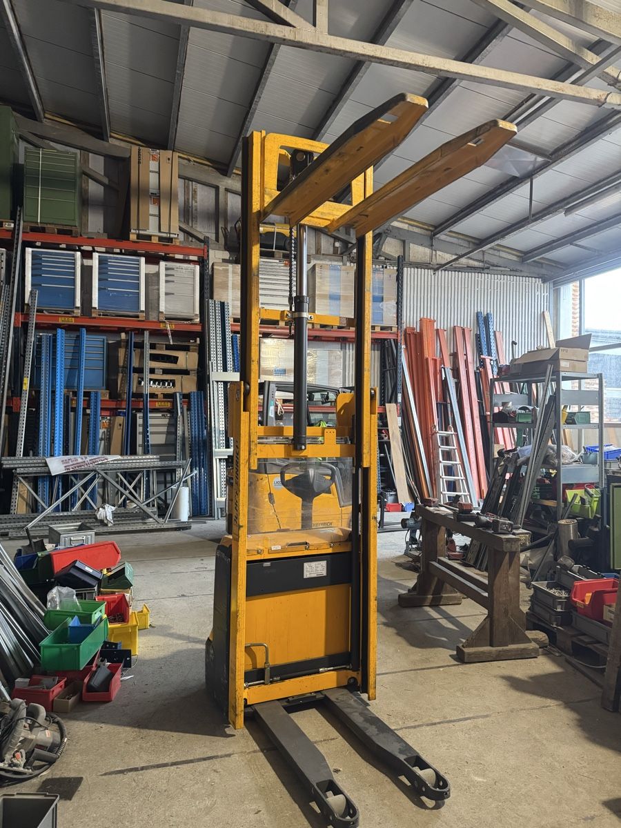 Jungheinrich Gabelstapler & Hubwagen: Hochhubwagen / Ameise  – Gebraucht aus Niederuzwil von Solutions4industry 4