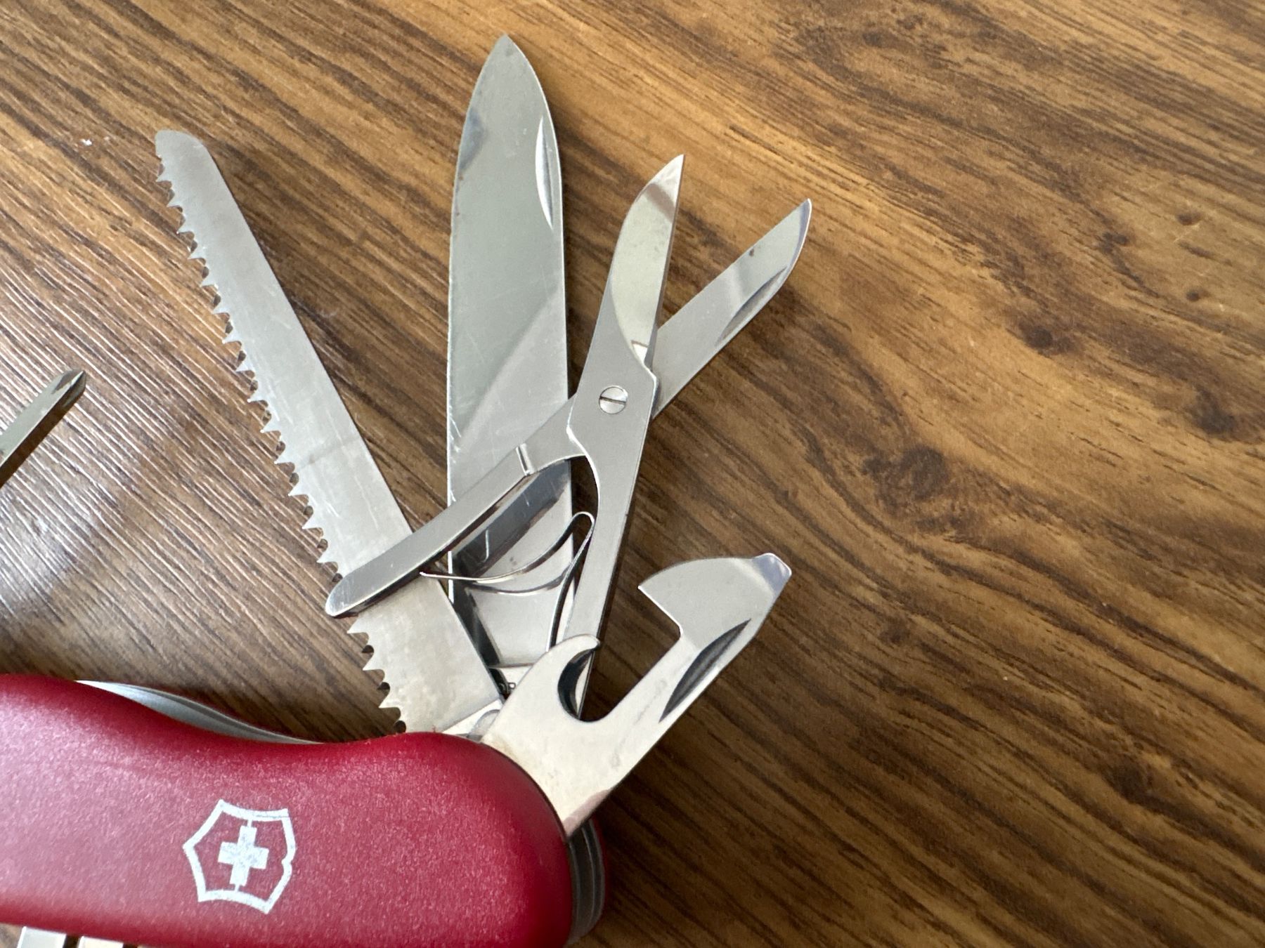 Victorinox Coltelli tascabile: VICTORINOX - Outrider red - Sackmesser – Usato da Andwil SG venduto da Rainboli 3