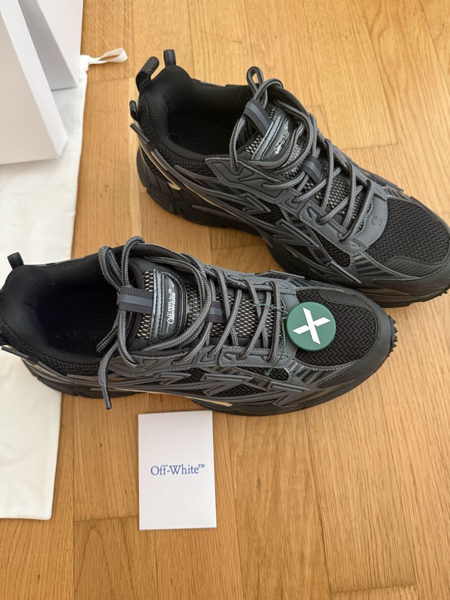 Off-White Herrenschuhe: Off White be Right back schwarz – Neu (gemäss Beschreibung) aus Kleindöttingen von och_t9gg 3