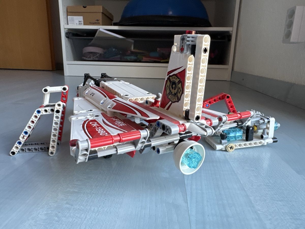Lego Jeux de construction: LEGO Technic Avion de pompier 42120 bon état – D'occasion à Pâquier-Montbarry par ada_w658 3