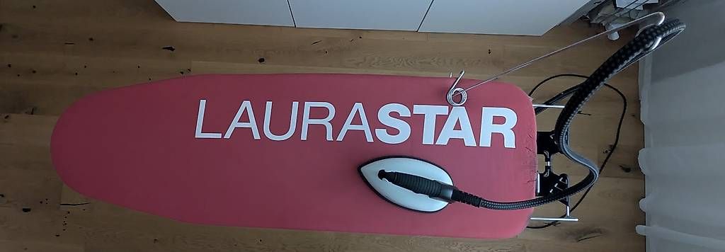 Laurastar Ferri da stiro: Laurastar Go+ Dampfbügeleisen – Difettoso da Appenzell venduto da Sandra_Saendi 2