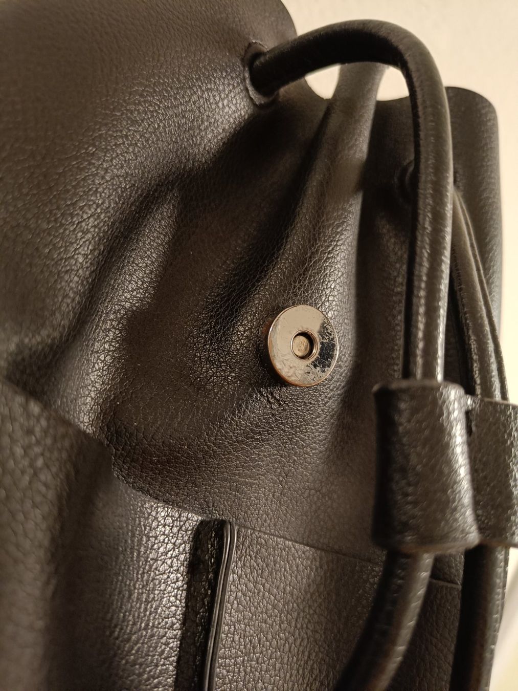 Zara Zaini: ZARA Rucksack schwarz gebraucht – Usato da Zürich venduto da Atelier.Second 5