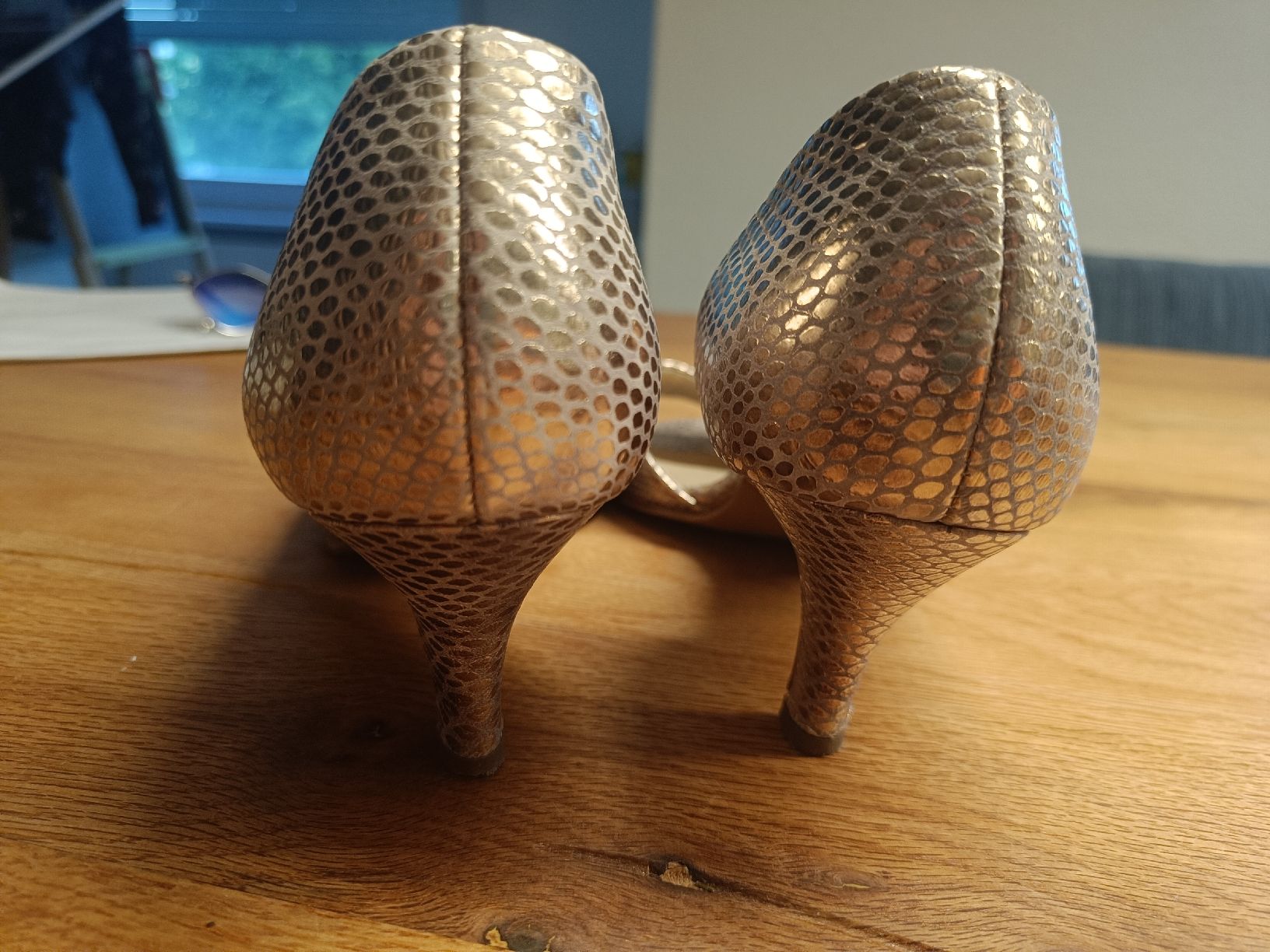 Kaiser Scarpe da donna: Elegante Peter Kaiser Slingpumps, Goldmuster, Grösse 38 – Usato da Lenzburg venduto da Valflo02 2