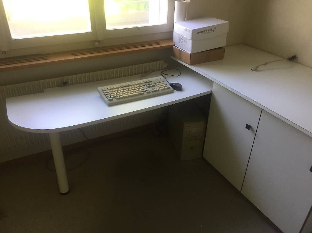 Scrivanie: Schreib- Bastel oder Werktisch – Usato da Kappelen venduto da Ushy08 2