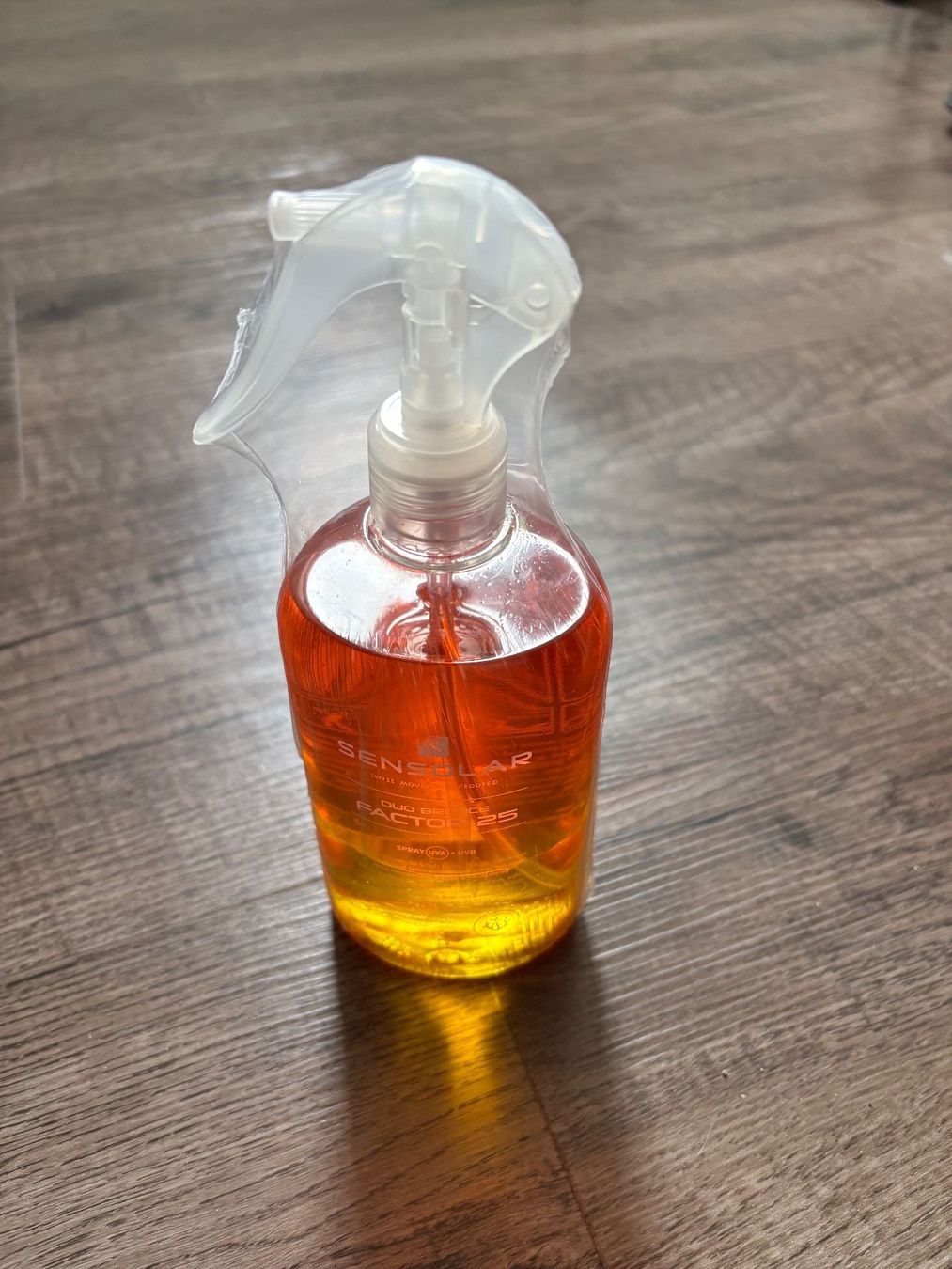 Protezione solare: Sensolar SPF25 – Nuovo e nell'imballaggio originale da Hergiswil NW venduto da maf_rx6q 1