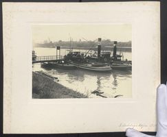 Fotografie Duisburg, Hafen mit Schleppbo