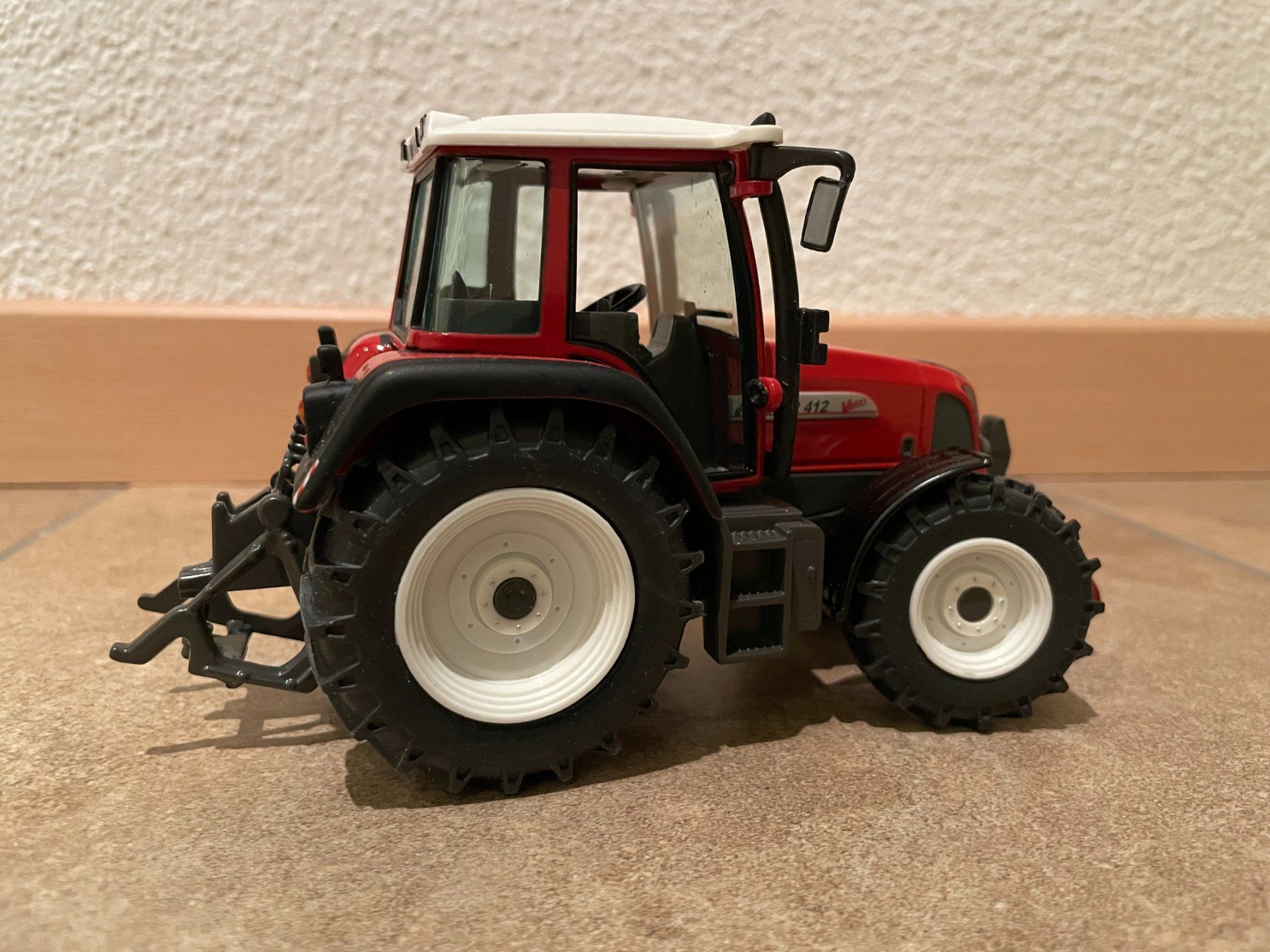 Fendt Traktoren: SIKU Fendt 412 Vario – Neu und originalverpackt aus Kreuzlingen von Stefan1150 2