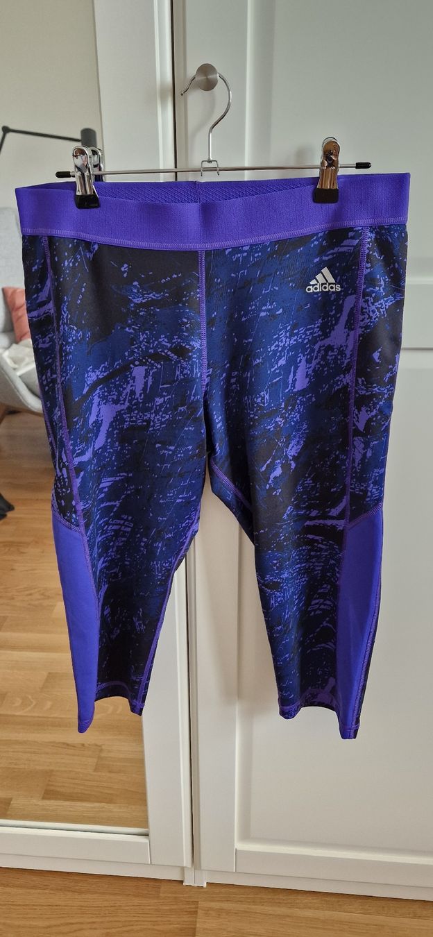 Adidas Leggings: Adidas Leggings lila L – Gebraucht aus Zürich von c.line89